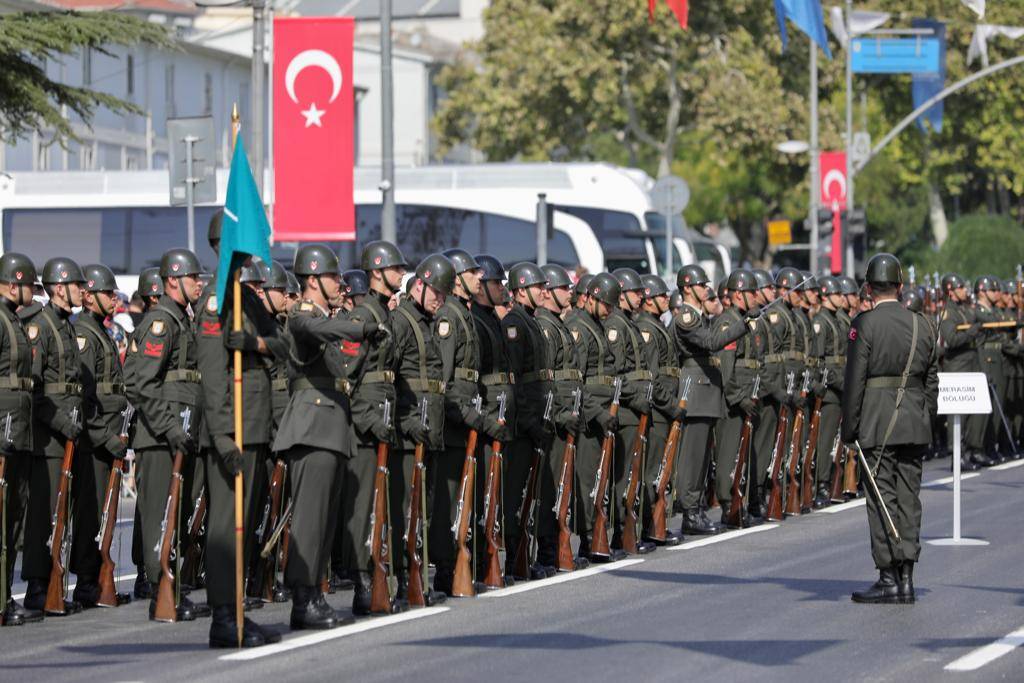İmamoğlu 30 Ağustos'ta konuştu: Cumhuriyet'e ve Atatürk'e layık bireyler olmayı inşallah başarırız 17